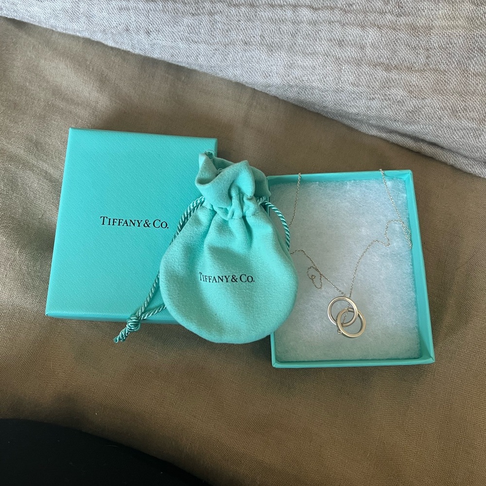 Tiffany Co Interlocking Circle Pendant